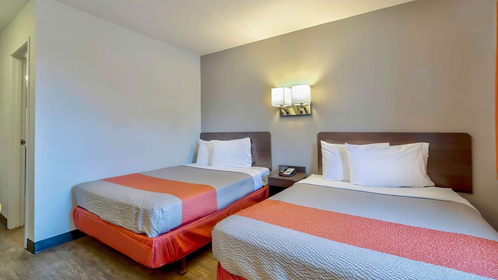 Motel6 Santa Rosa NM 24/54