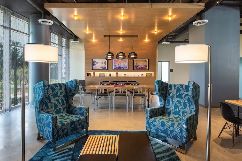 Aloft Miami Aventura 26/46