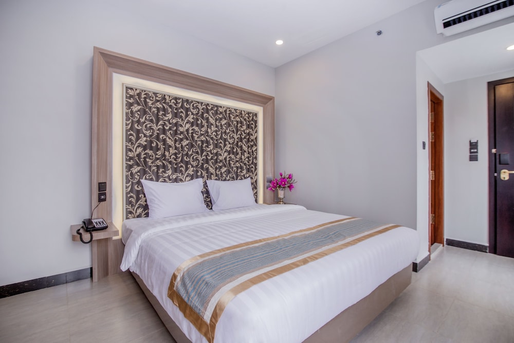 NEW YORK HOTEL 25/71