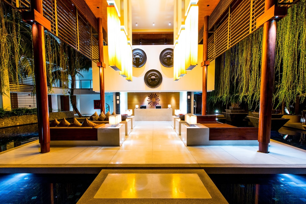 THE CHAVA RESORT 7/58