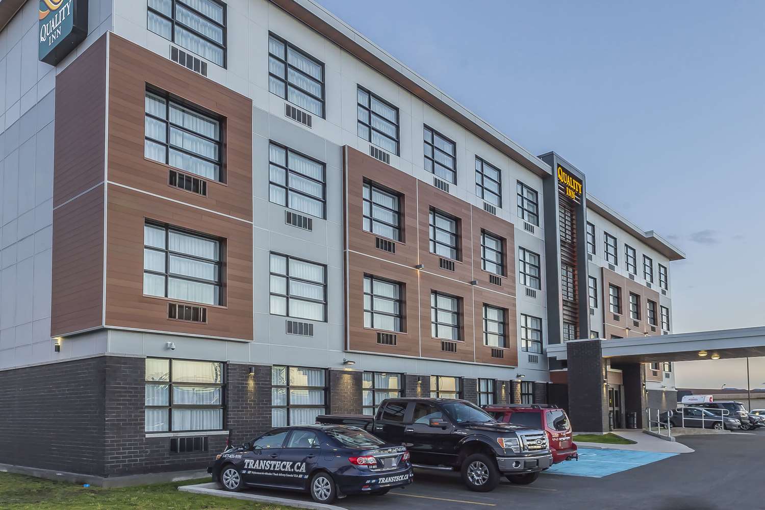 Quality Inn Sept-Iles, Qc 17/18