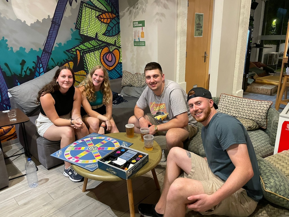 WOT Patio Social 30/50