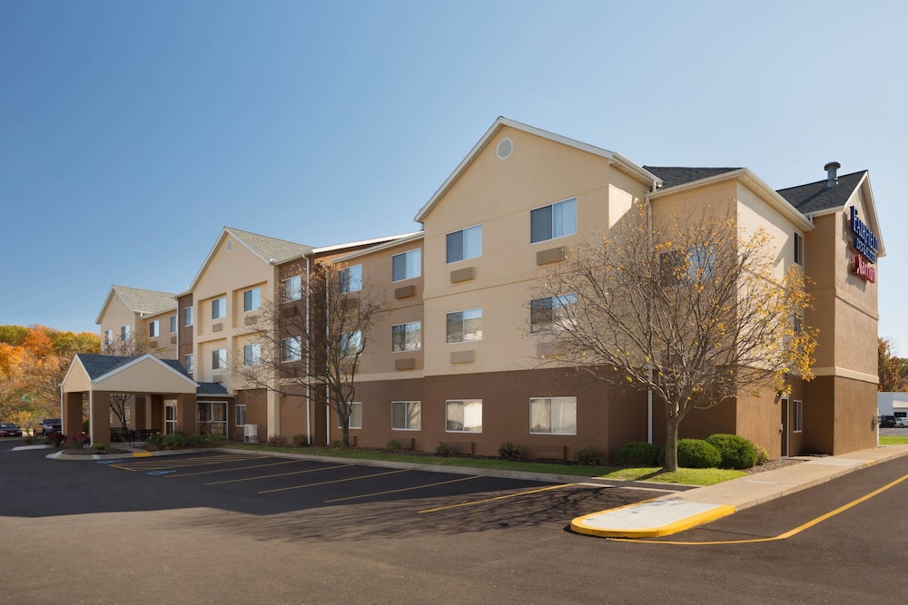 Fairfield Inn & Suites Youngstown Boardman Poland 1/35