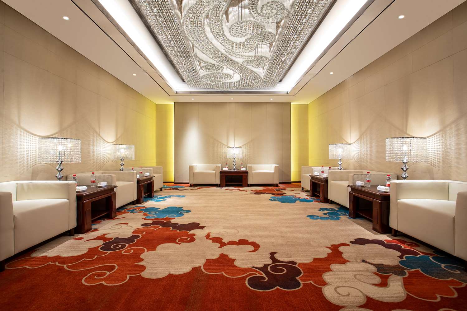 Ramada Wyndham Zhengzhou Xinzheng 8/9