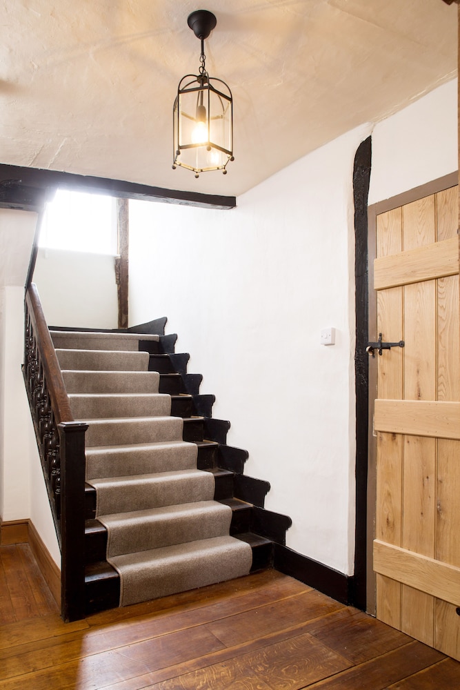 Lower Wythall B&B 17/50