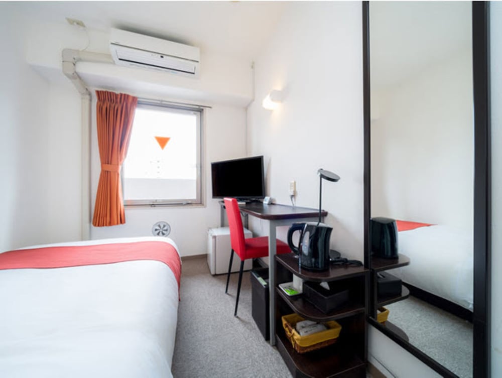Super Hotel Inn Hakata 10/21