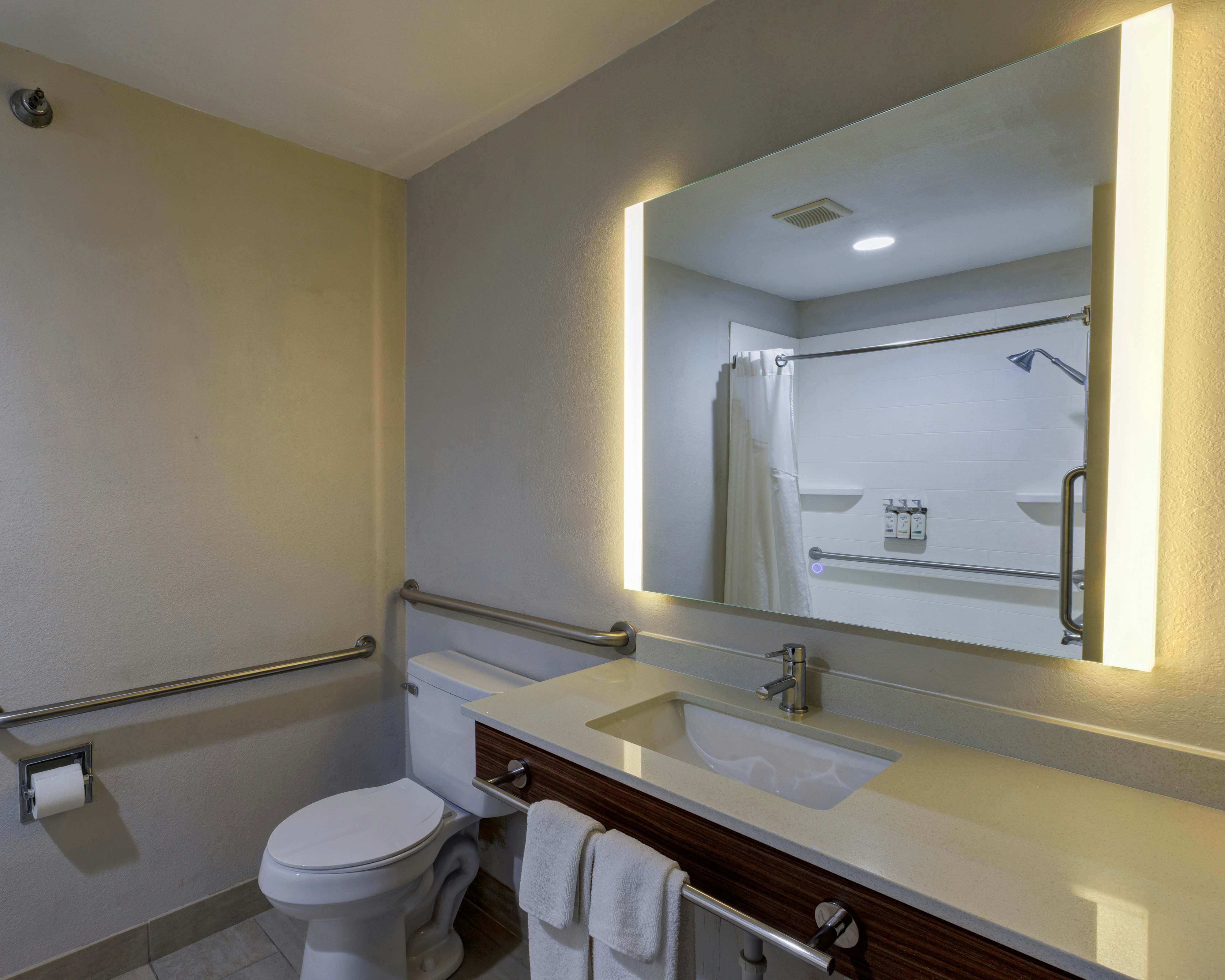 Holiday Inn Express Hotel And Suites Shelbyville Indianapolis 69/71