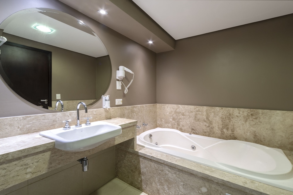 Hotel Laghetto Villa Moura 50/50