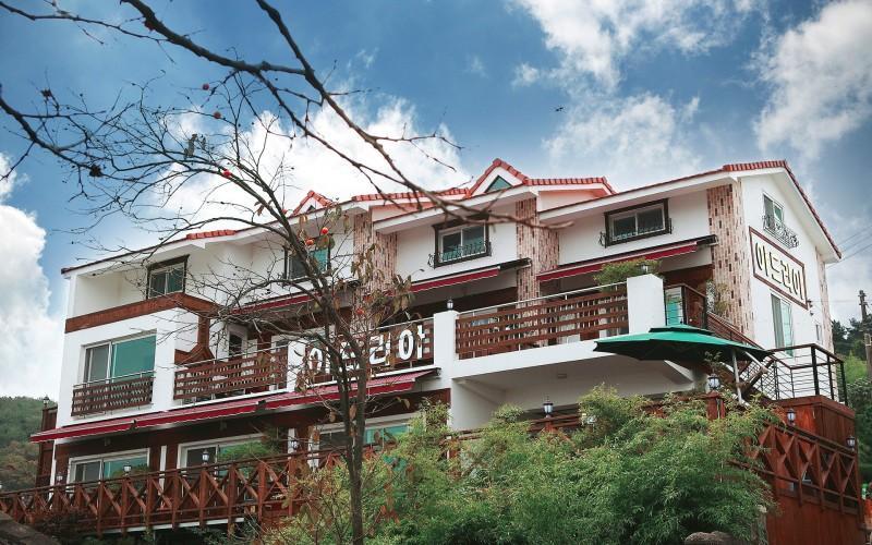 Gyeongju Adria Pension 4/14