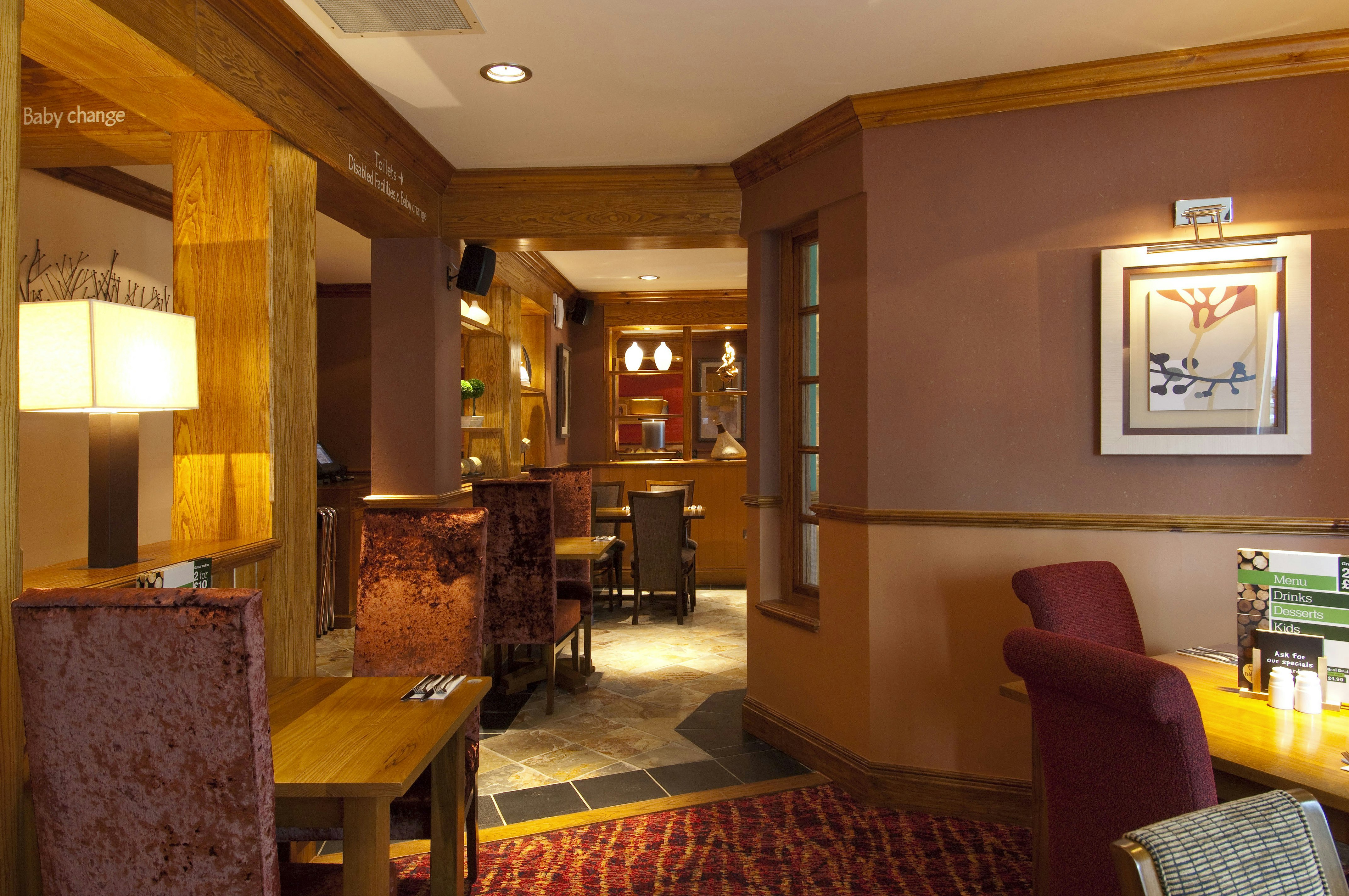 Premier Inn Barnsley Central M1 J37 28/39