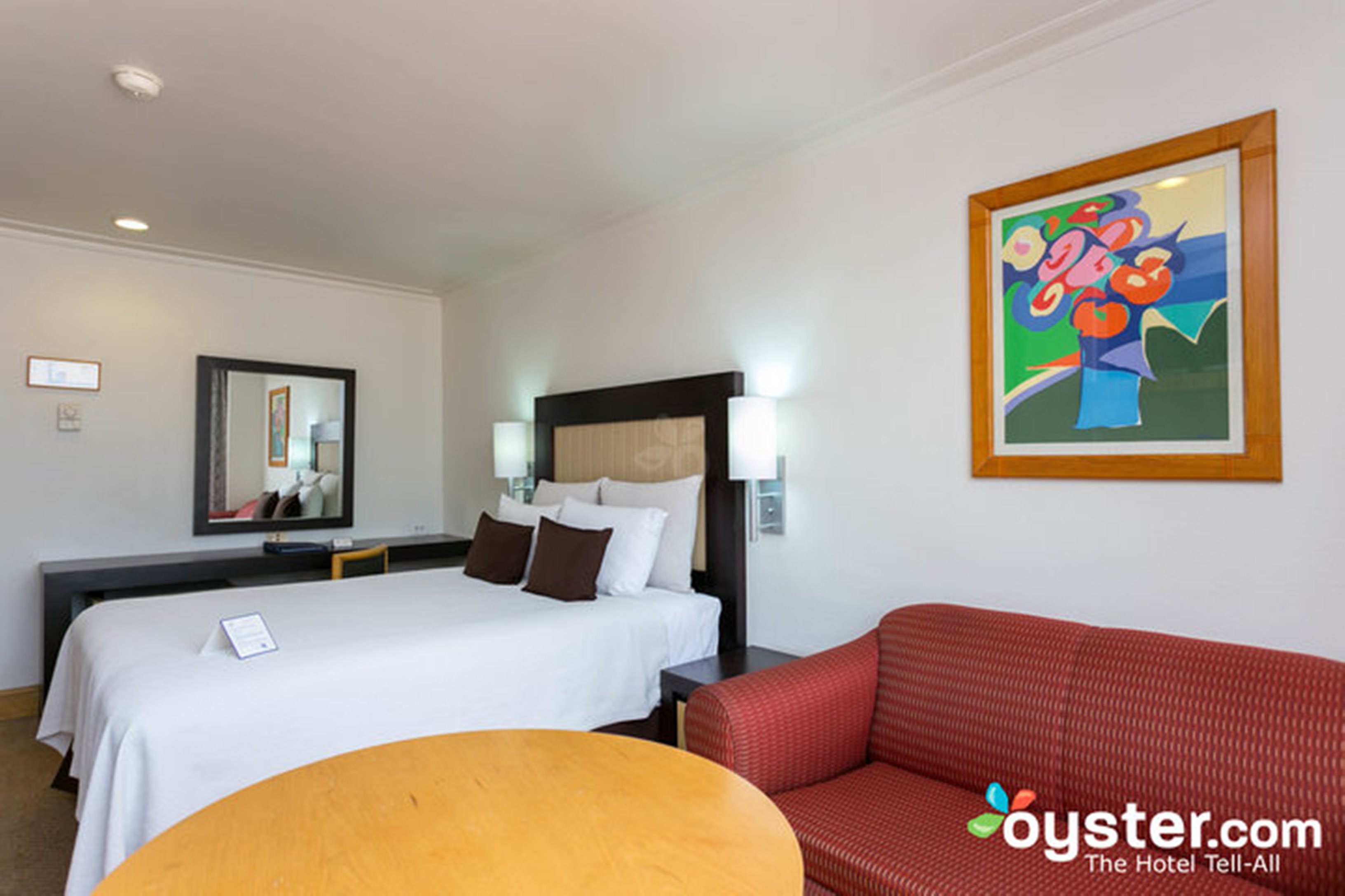 Room, Single, Queen Bed