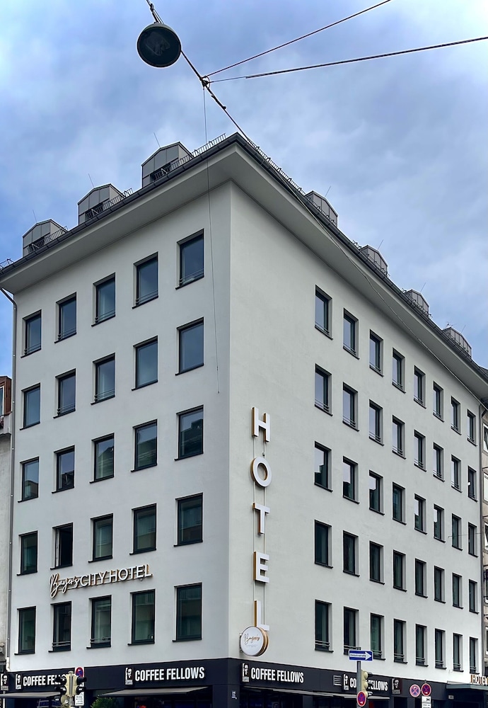 Bayer's City Hotel 3/35