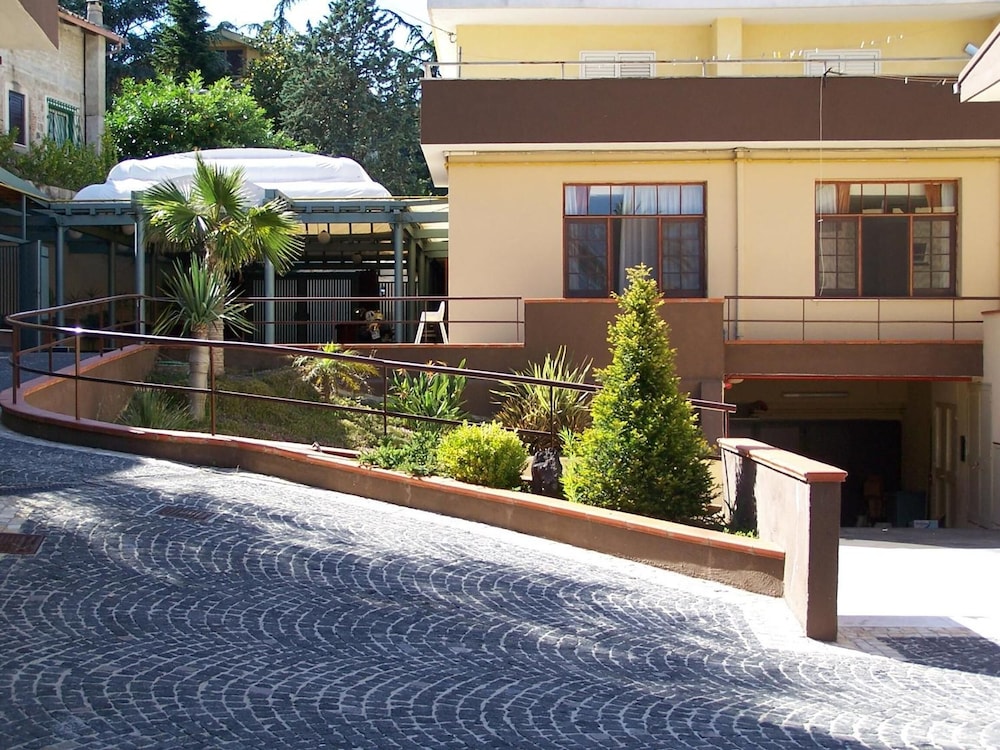Hotel Belvedere 7/60