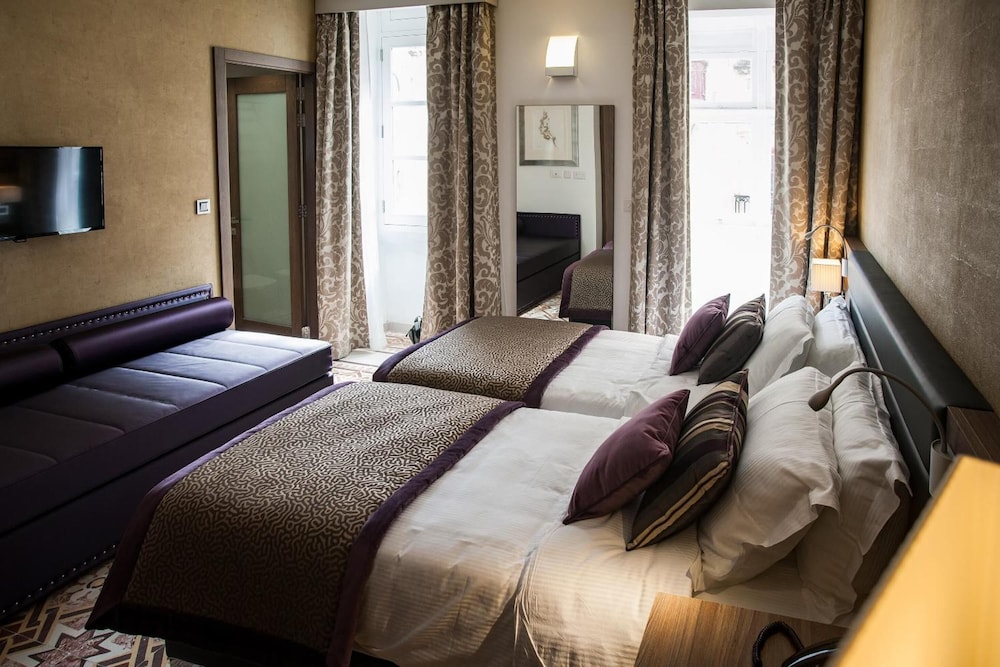 Palazzo Paolina Boutique Hotel 45/66