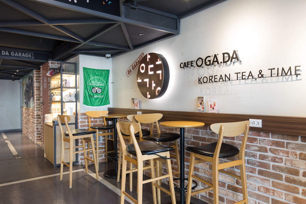 Uniqstay Hostel And Suite 36/46