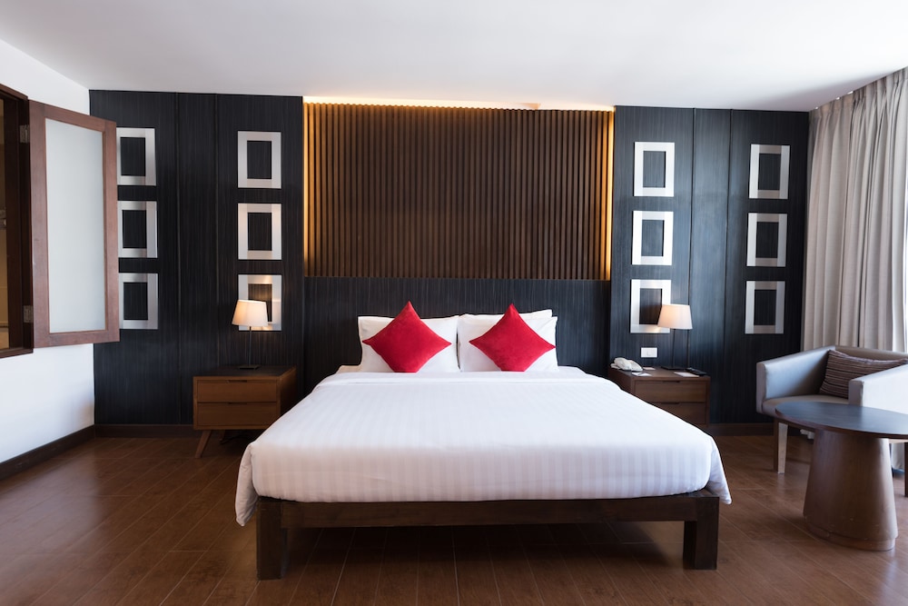 Hotel J Pattaya 36/70