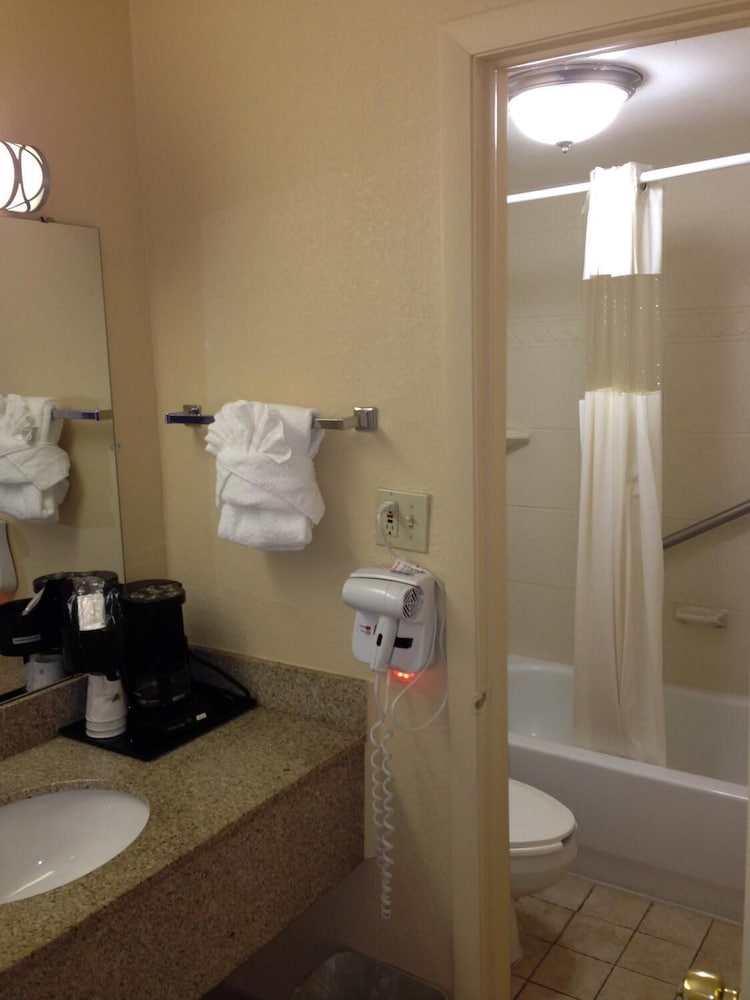 Americas Best Value Inn Orlando 93/93