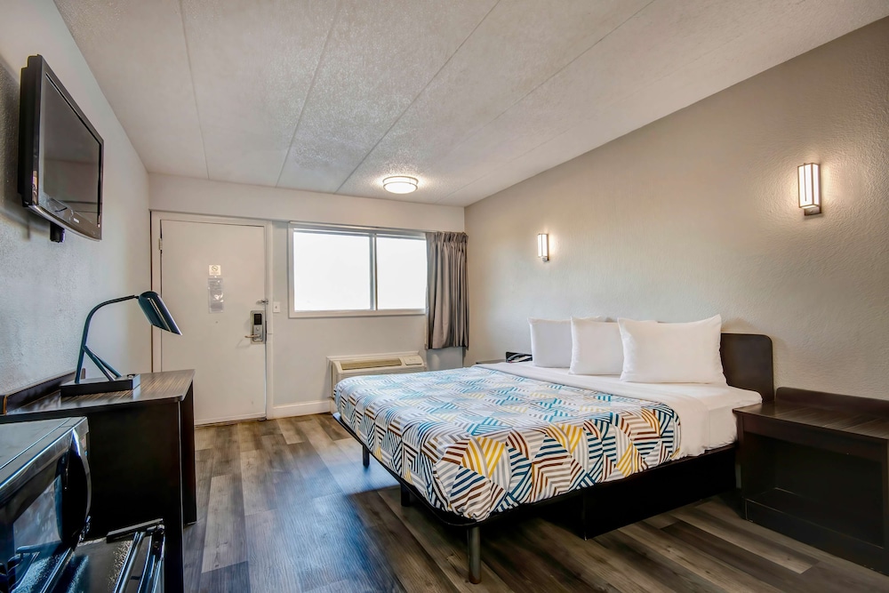 Motel6 Columbus, OH - OSU North 27/43