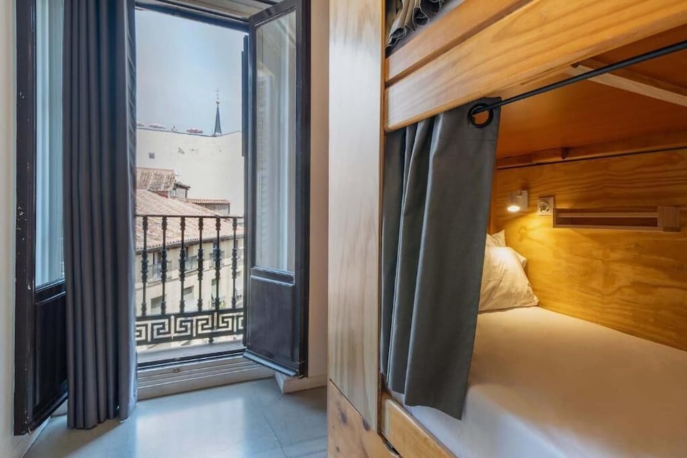 The Hat Hostel 23/46