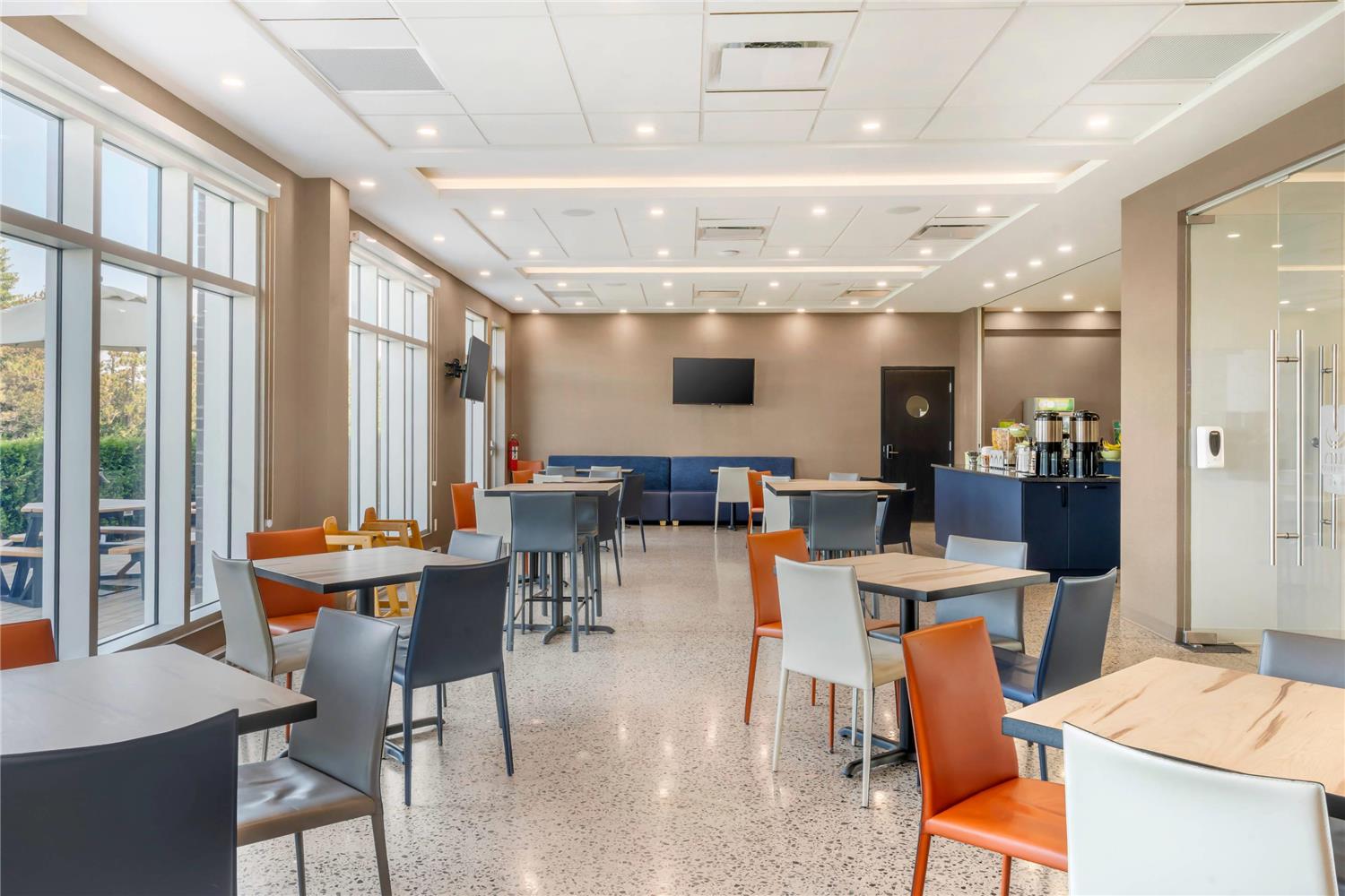 Quality Inn and Suites Mont-Joli 13/22