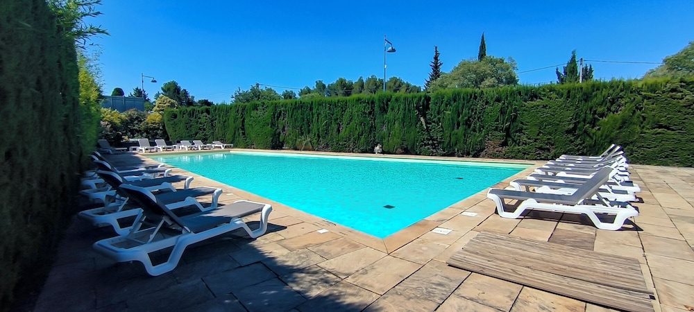 Hotel Les Vignes Blanches 57/60