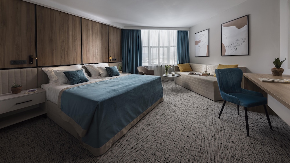 1 BEDROOM, DELUXE, TWIN BEDS