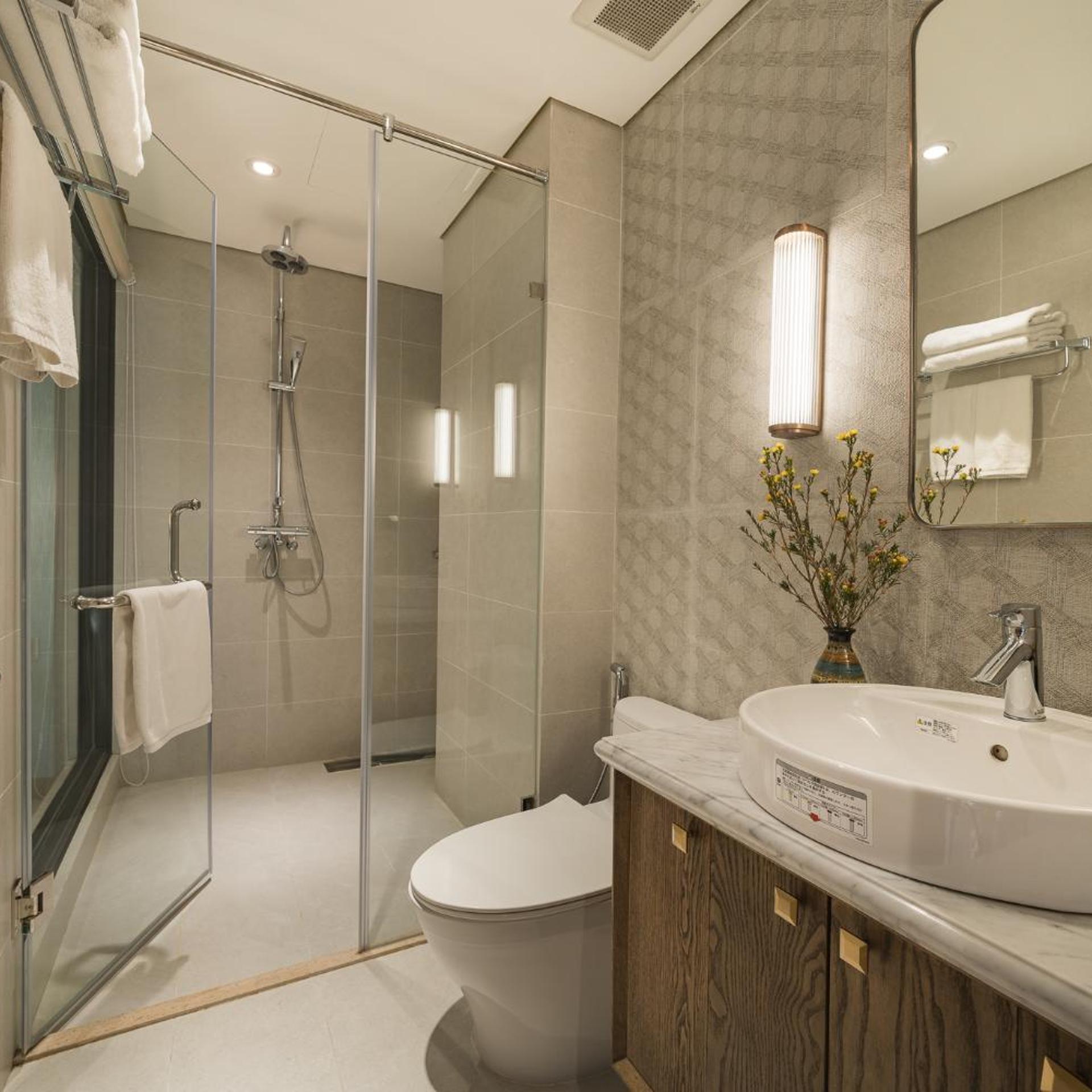 La Passion Hanoi Hotel & Spa 54/60