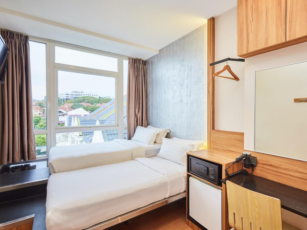 Ibis Budget Singapore West Coast 40/63