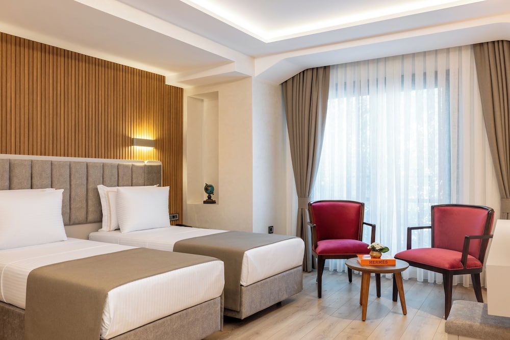 CARINA GOLD HOTEL 24/65