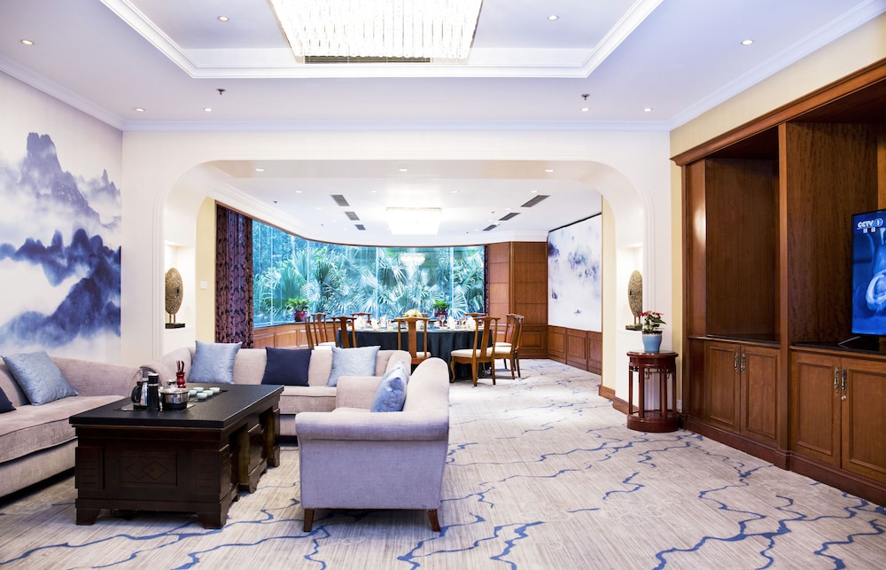 Crowne Plaza Hotel Suites Landmark Shenzhen 4/79