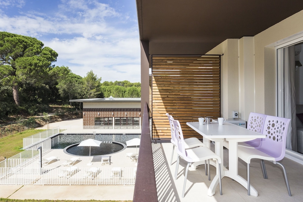 Residence Le Pont Du Gard 7/48