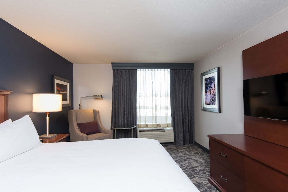 DoubleTree by Hilton Hotel Schenectady 13/51