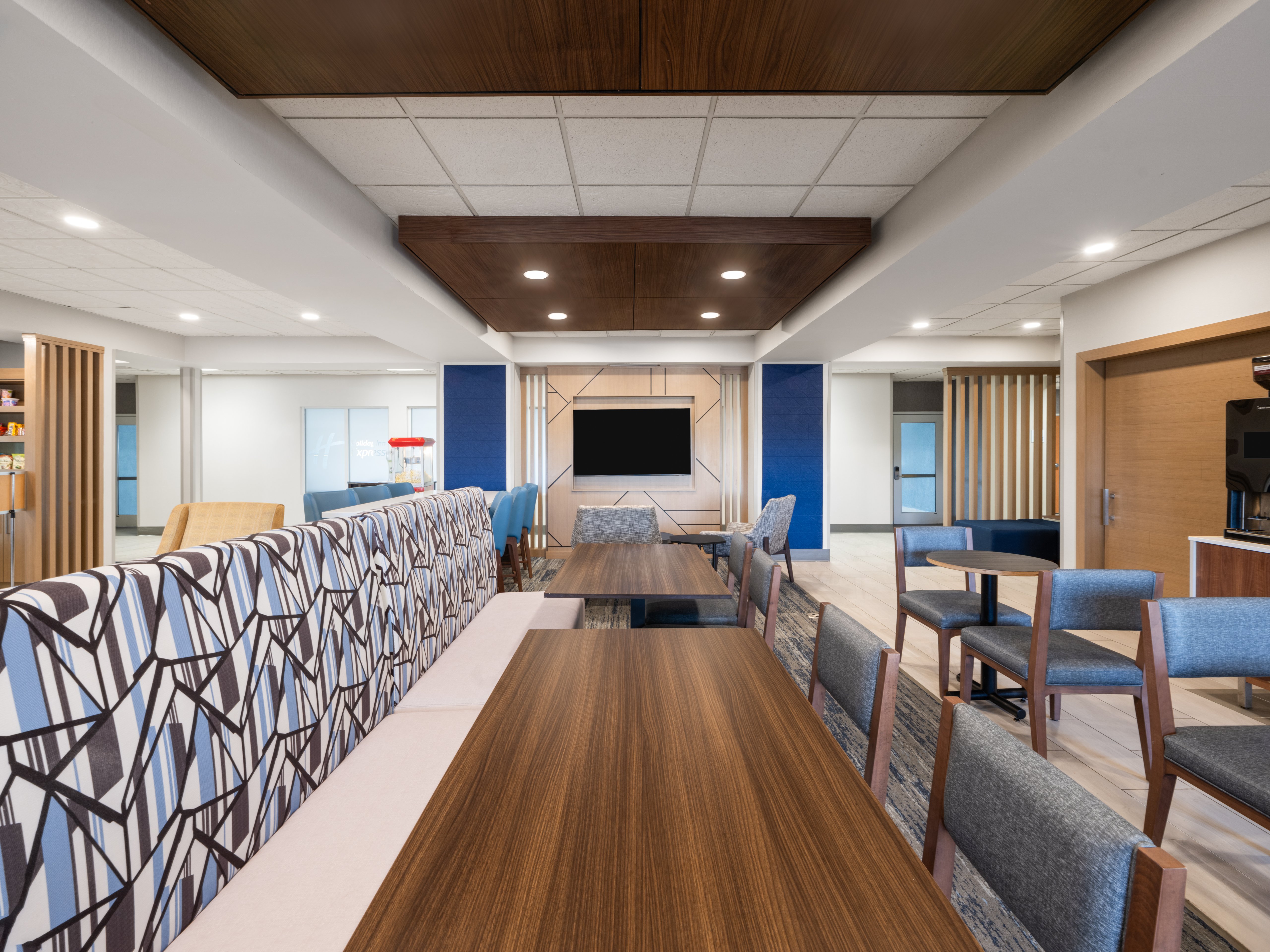 Holiday Inn Express Charlotte West - Gastonia, an IHG Hotel 48/80