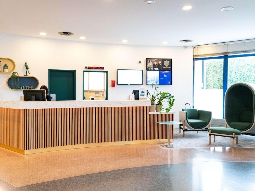 lobby
