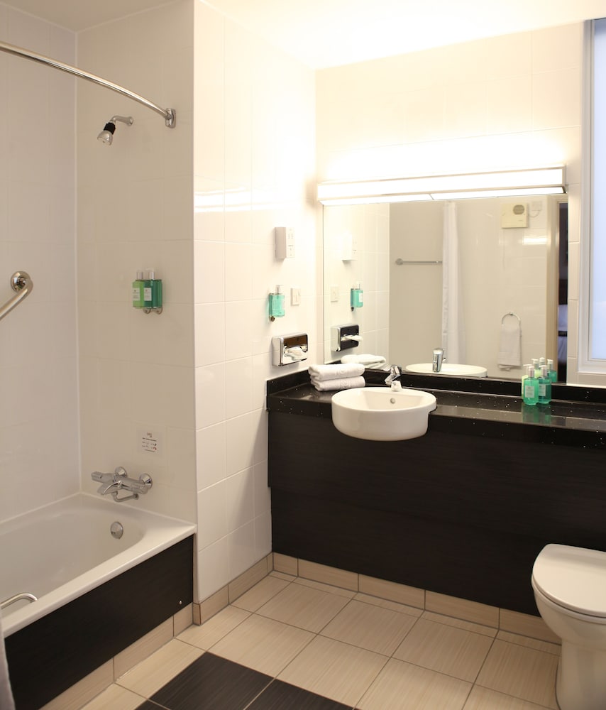 Leonardo Royal Hotel Birmingham 11/69