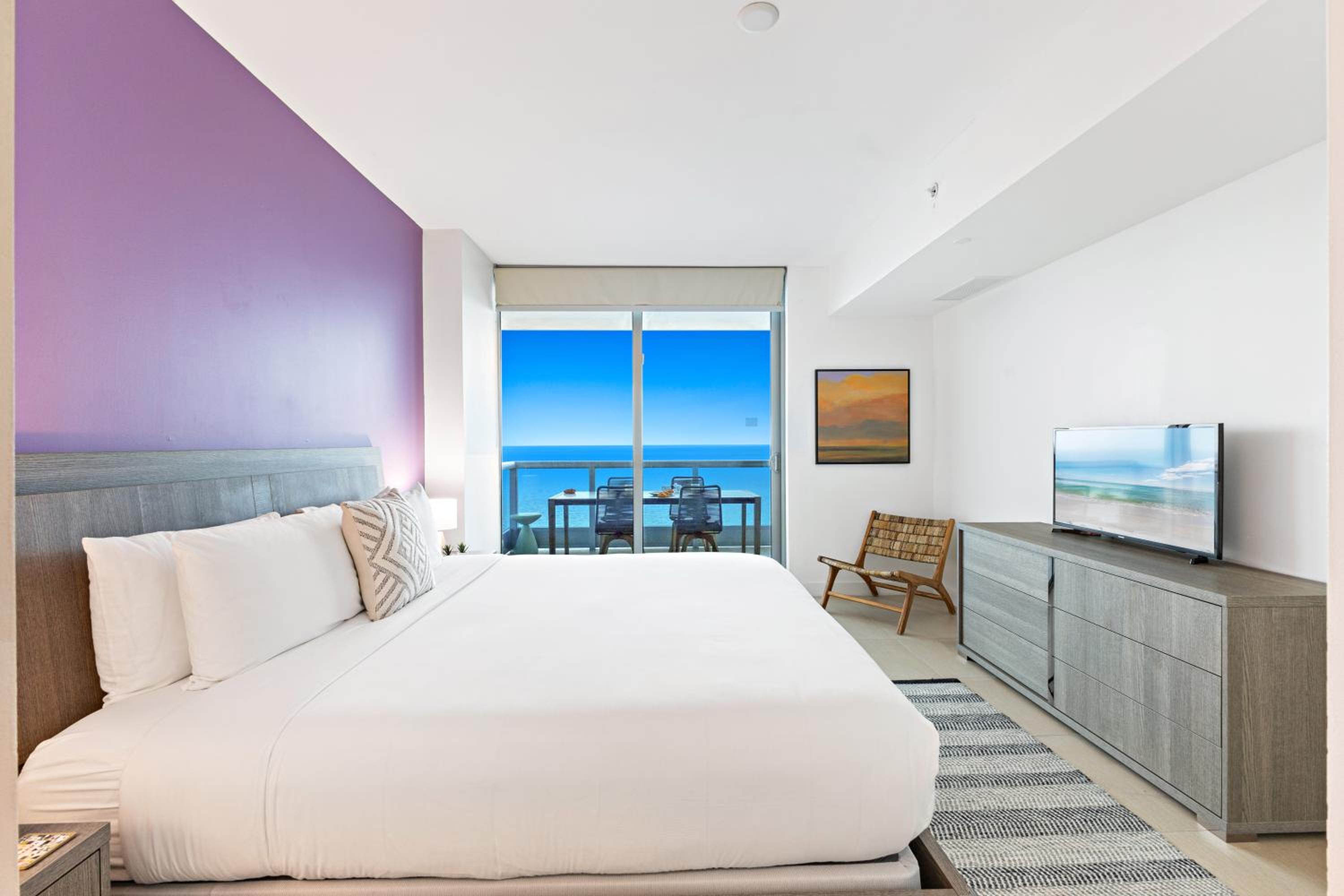 1 Bedroom, Executive, Apartment, Ocean Front, Balcony