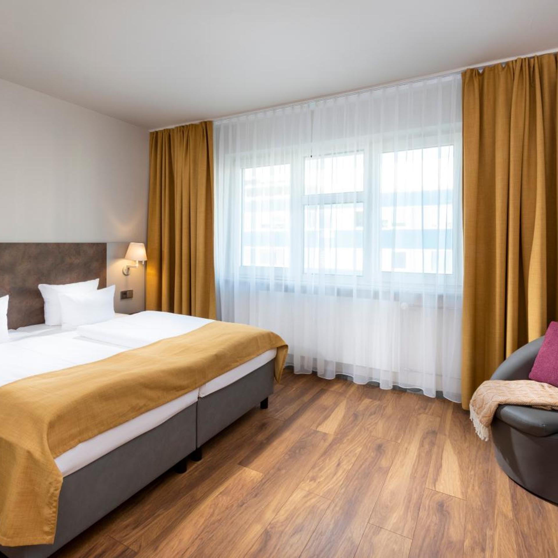 Pure, Double Bed, Courtyard View