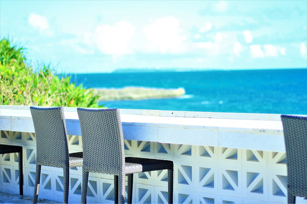 Villabu Resort 60/63