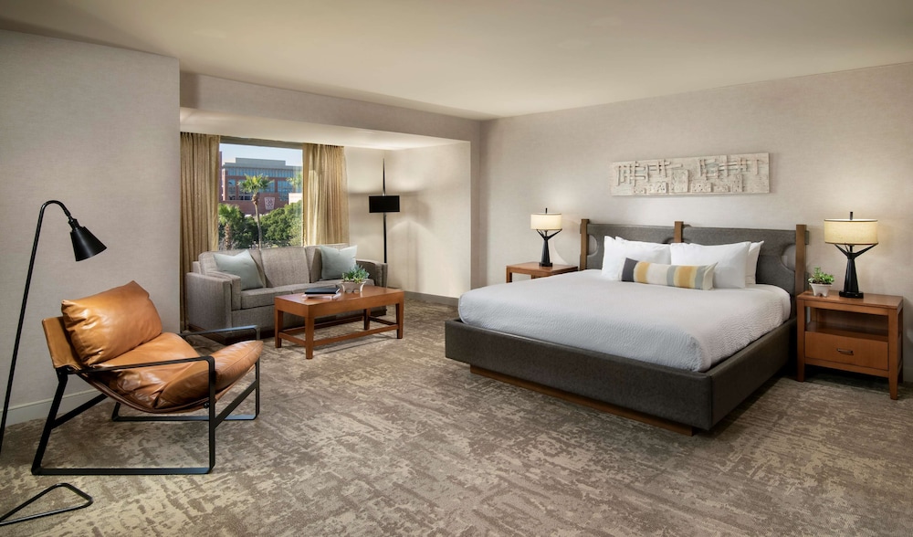 Tempe Mission Palms, a Destination by Hyatt Hotel 10/43