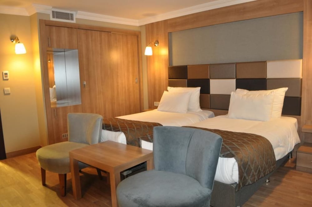 KADIKOY PARK SUITES. 11/32