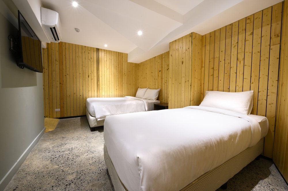G1lodge 18/50