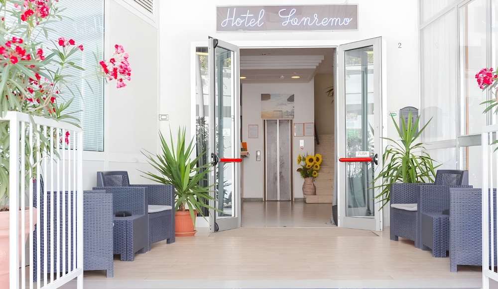 Hotel Sanremo 6/50