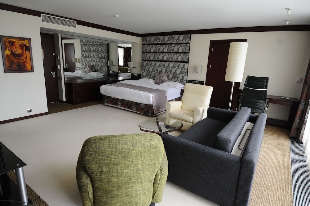 Ontur Butik Hotel 30/50