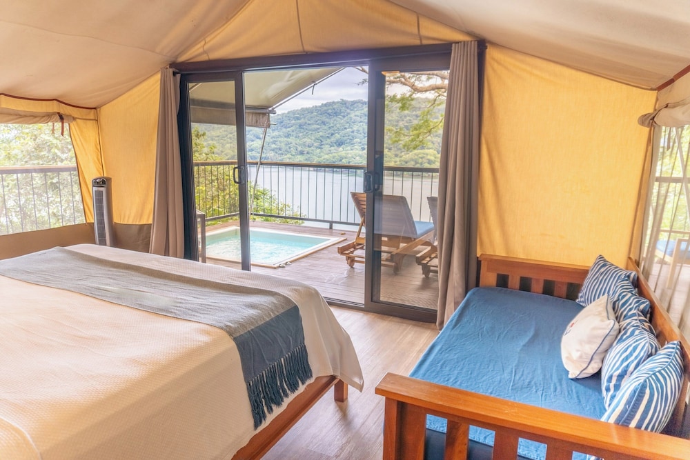 PREMIUM, TENT, KING BED, OCEAN VIEW