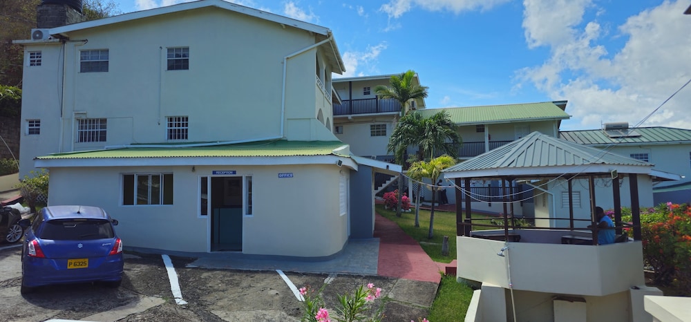 Wave Crest Holiday Apartments 2/51