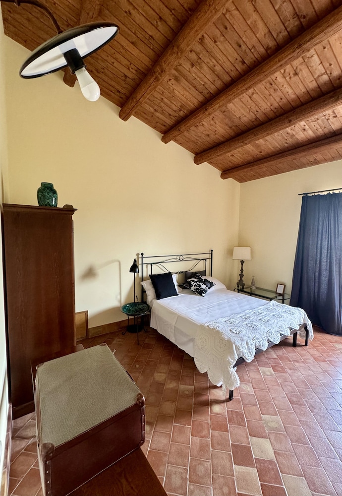 Hotel Aguglia Agriturismo 7/35