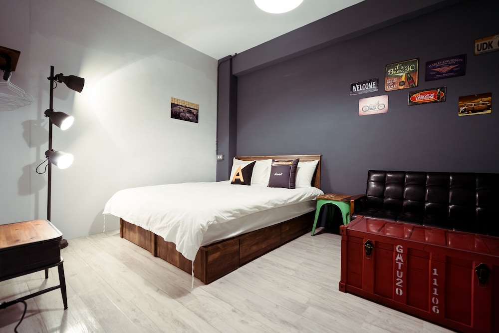 A Room Time 25/58
