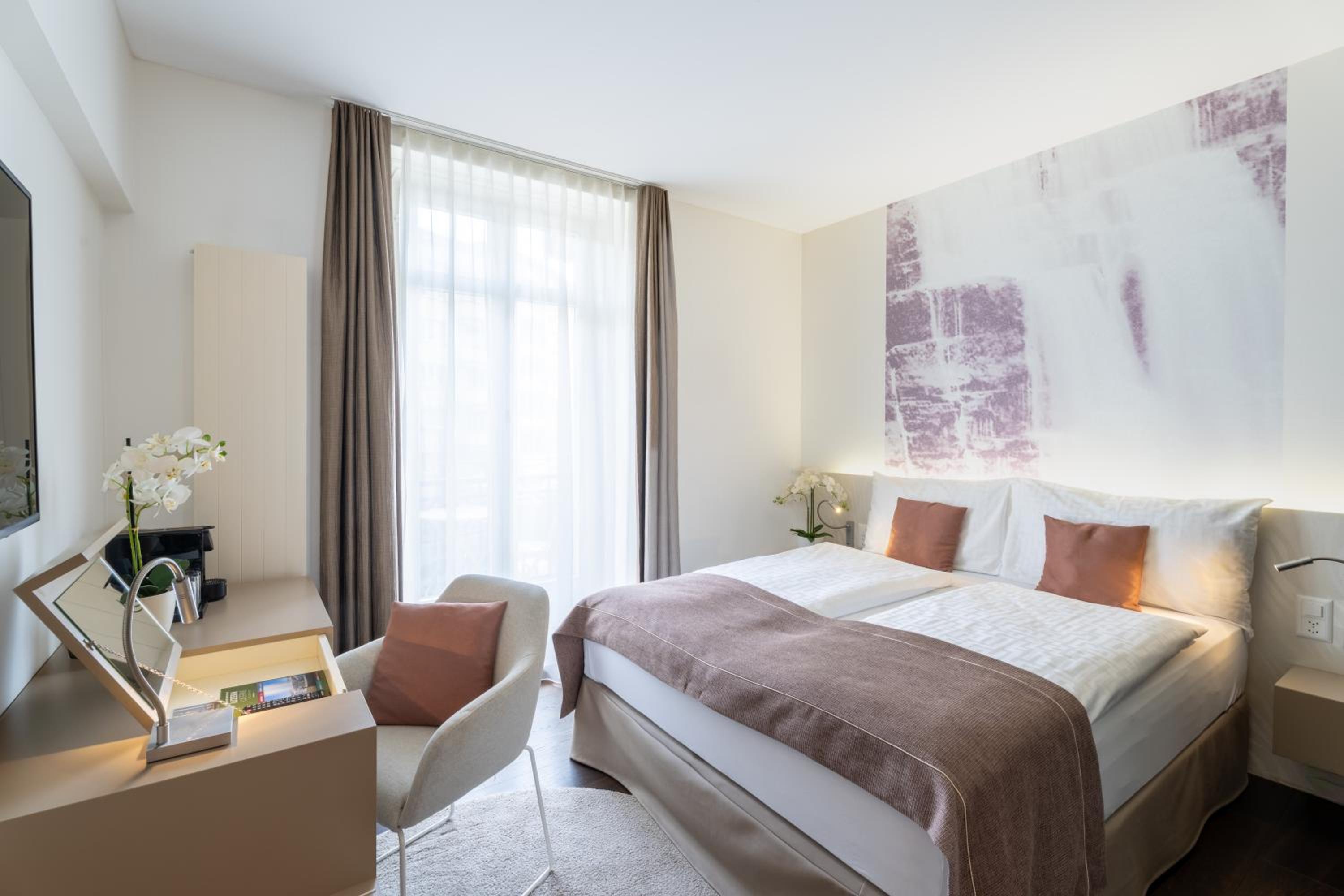 Medium, Family, 2 Double Beds