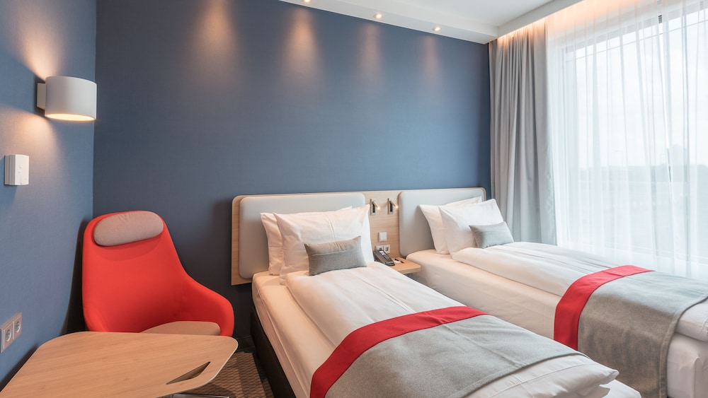 Holiday Inn Express MUNICH CITY WEST 18/80