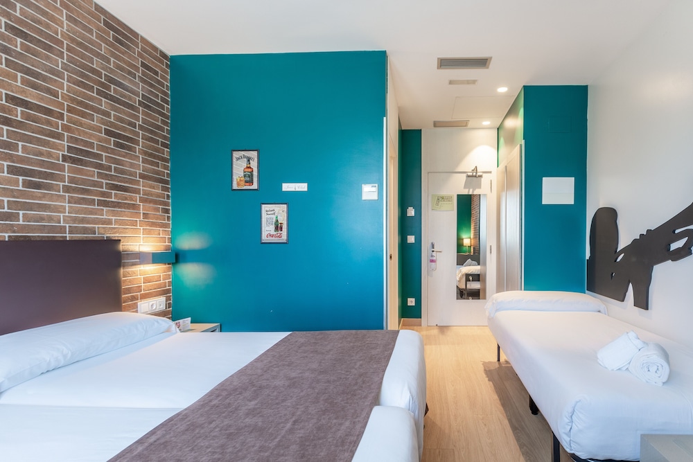 Colectia Hotel Urumea 30/76